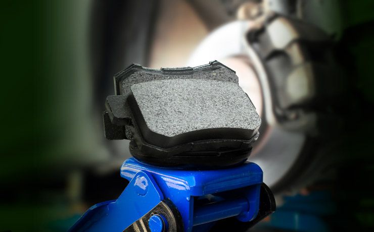 Do new brake pads need a break-in period